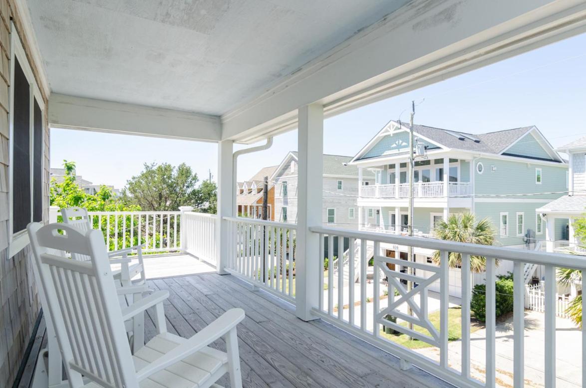 Beach Living By Bryant Real Estate Райтсвил Бийч Екстериор снимка
